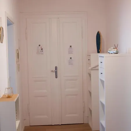 Apartment Boho Traum Fur 4 Inkl Balkon Und Parkplatz Leipzig